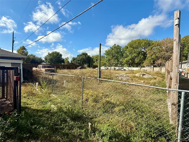 $1,500,000 | 15322 Paul Road, Sugar Land, TX 77498