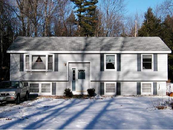 119 Green Road Raymond, NH 03077 - Photo 1 of 2