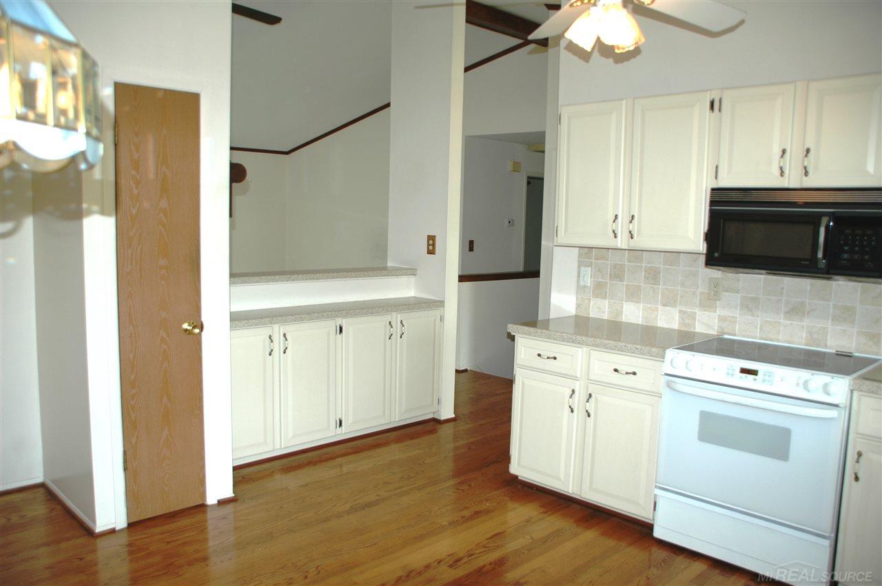 2171 Highsplint Drive Rochester Hills, MI 48307 - Photo 6 of 28