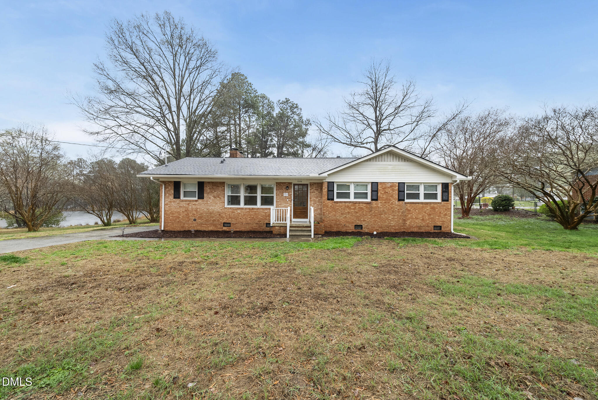 1506 Euclid Road Durham, NC 27713 - Photo 2 of 25 DSC04904