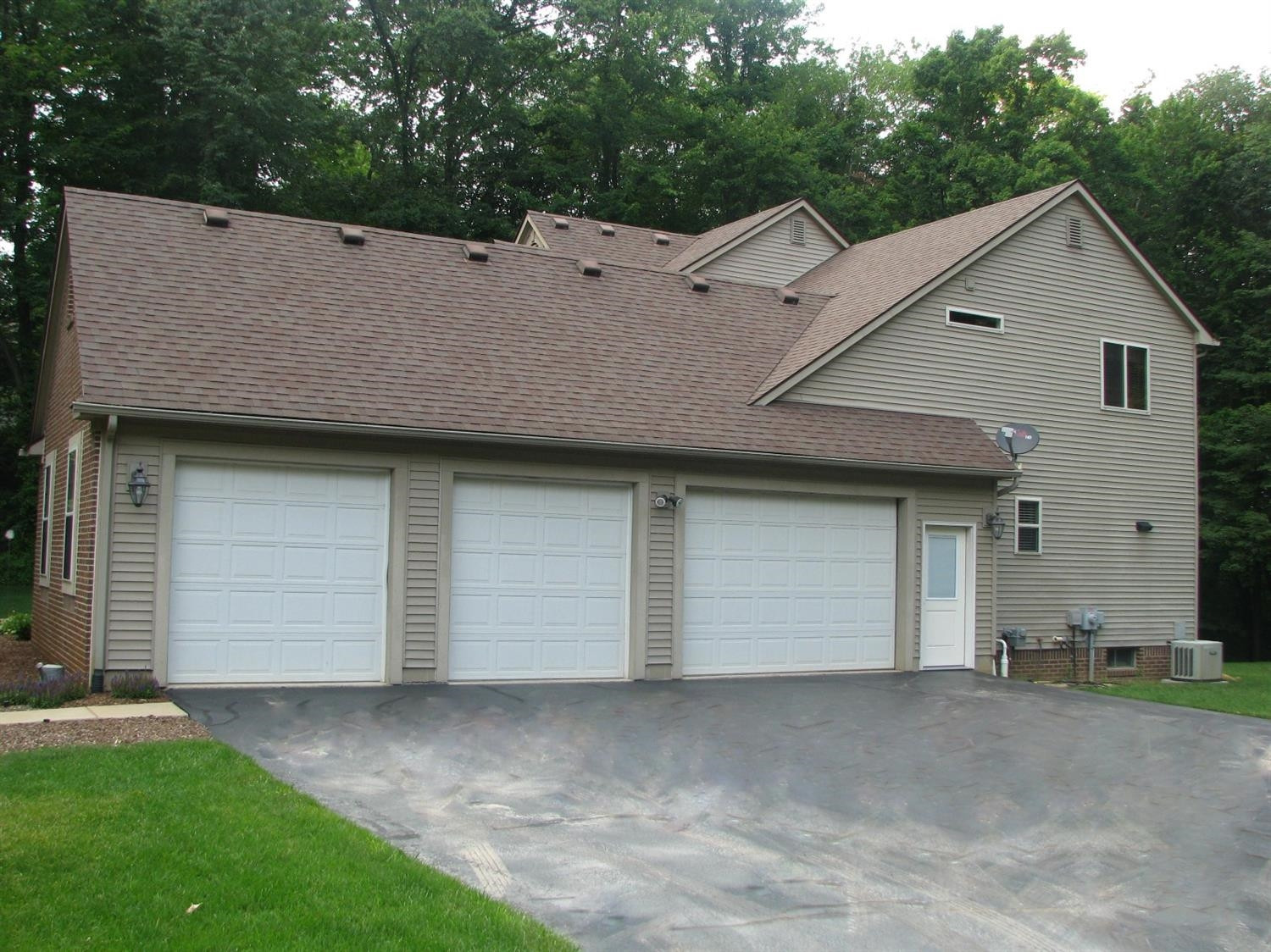 13996 Riker Road Chelsea, MI 48118 - Photo 2 of 30 Photo 2