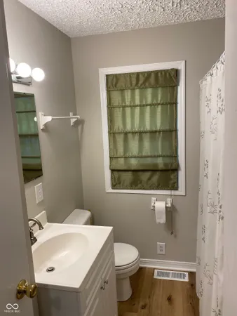 $2,250 | 1036 East Auman Drive, Carmel, IN 46032
