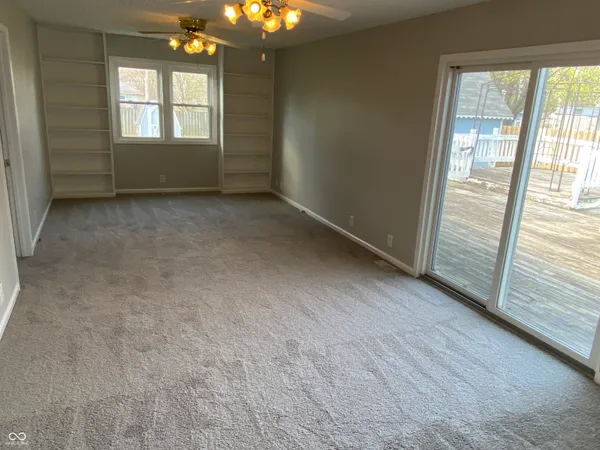 $2,250 | 1036 East Auman Drive, Carmel, IN 46032
