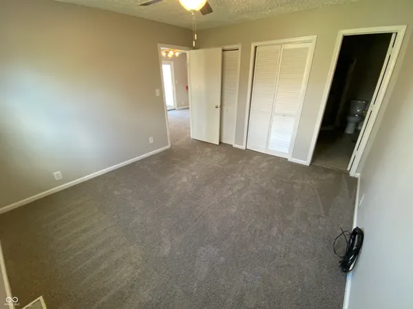 $2,250 | 1036 East Auman Drive, Carmel, IN 46032