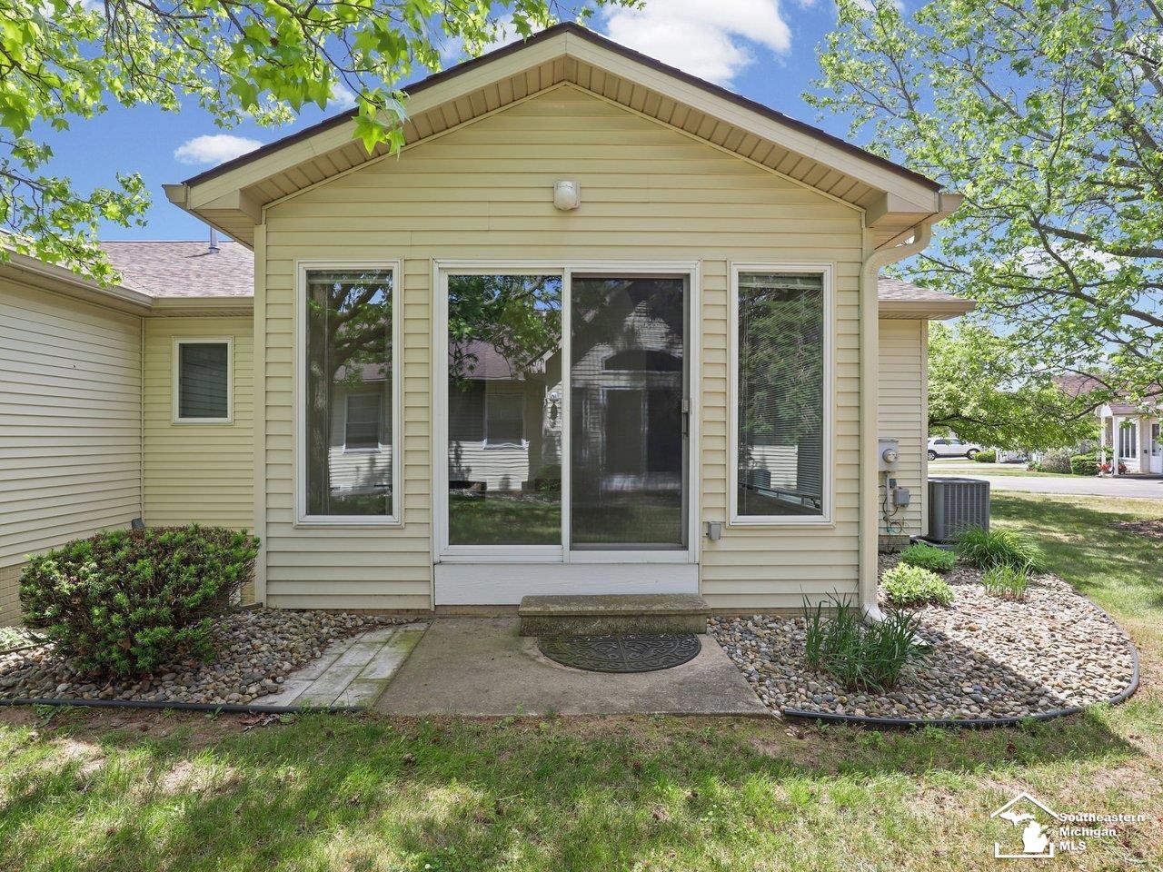729 Clark Street Tecumseh, MI 49286 - Photo 47 of 54 50210391-aaca0e4a-7203-4ce0-a396-feb3d8eaff9a.JPG