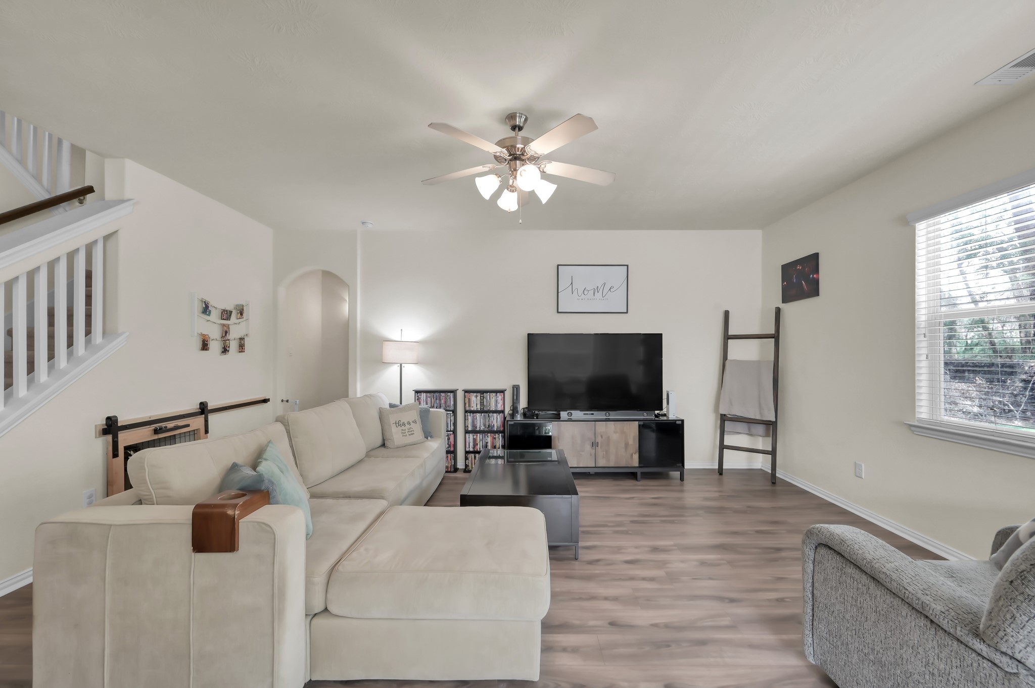 84 Palos Verde Conroe, TX 77304 - Photo 12 of 39