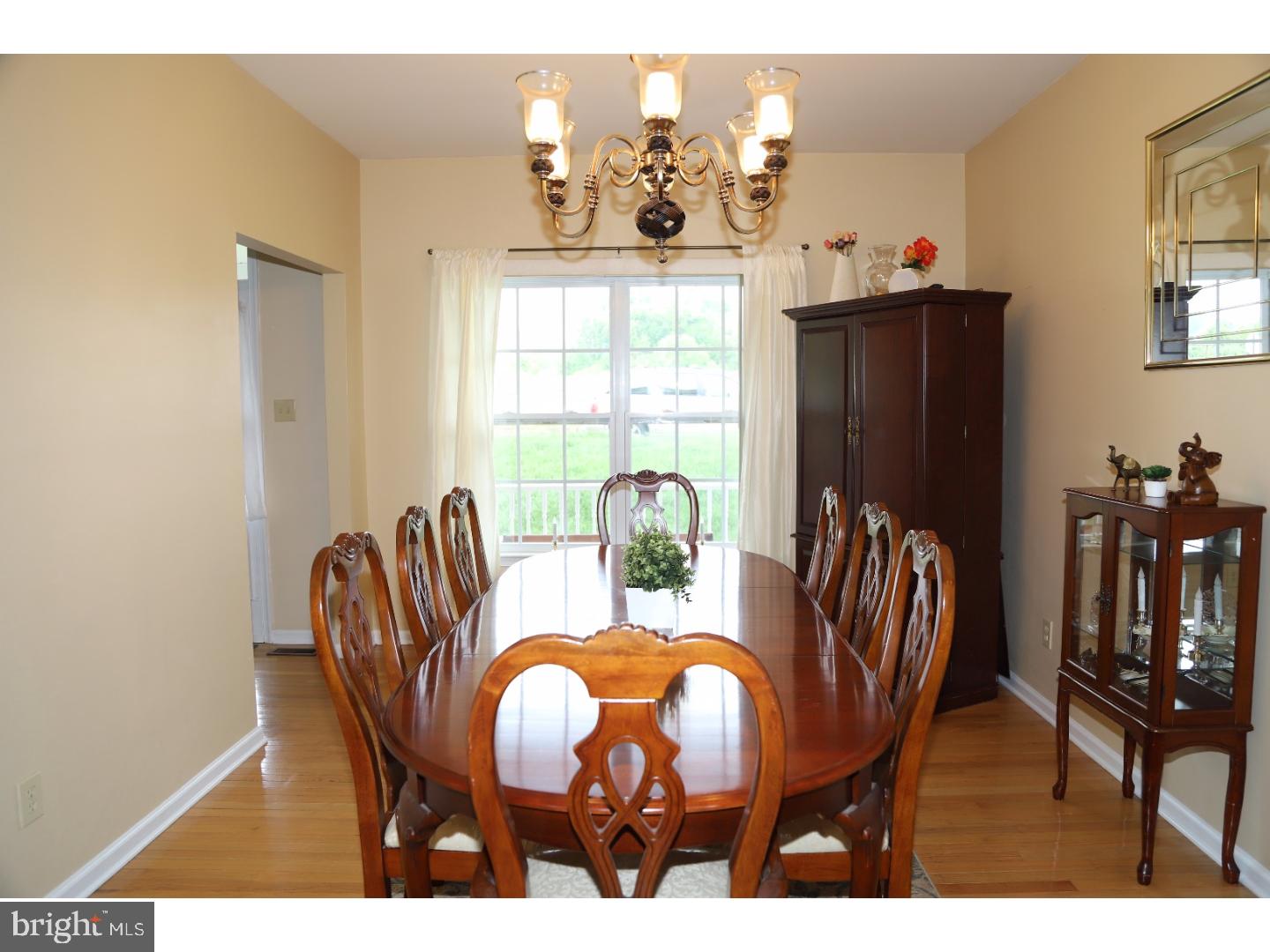 736 Risinghurst Lane Oxford, PA 19363 - Photo 7 of 13 Gallery Image 7