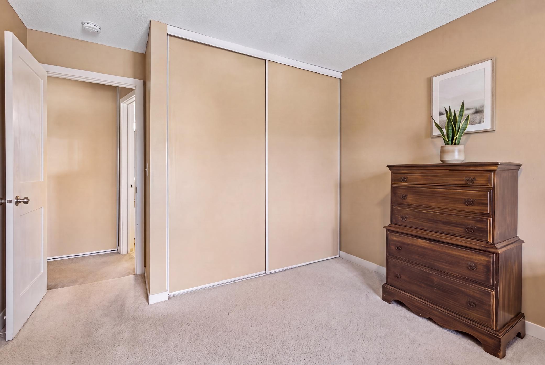 7401 West 101st Street, Unit 320 Bloomington, MN 55438 - Photo 8 of 18