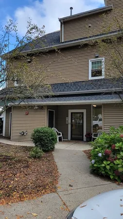 $1,800 | 996 East Street, Unit 6, Walpole, MA 02081
