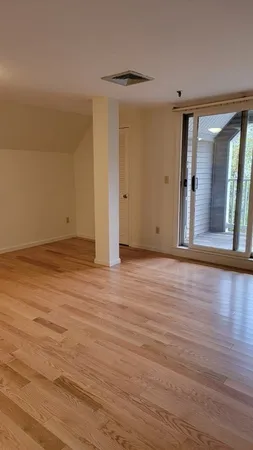 $1,800 | 996 East Street, Unit 6, Walpole, MA 02081