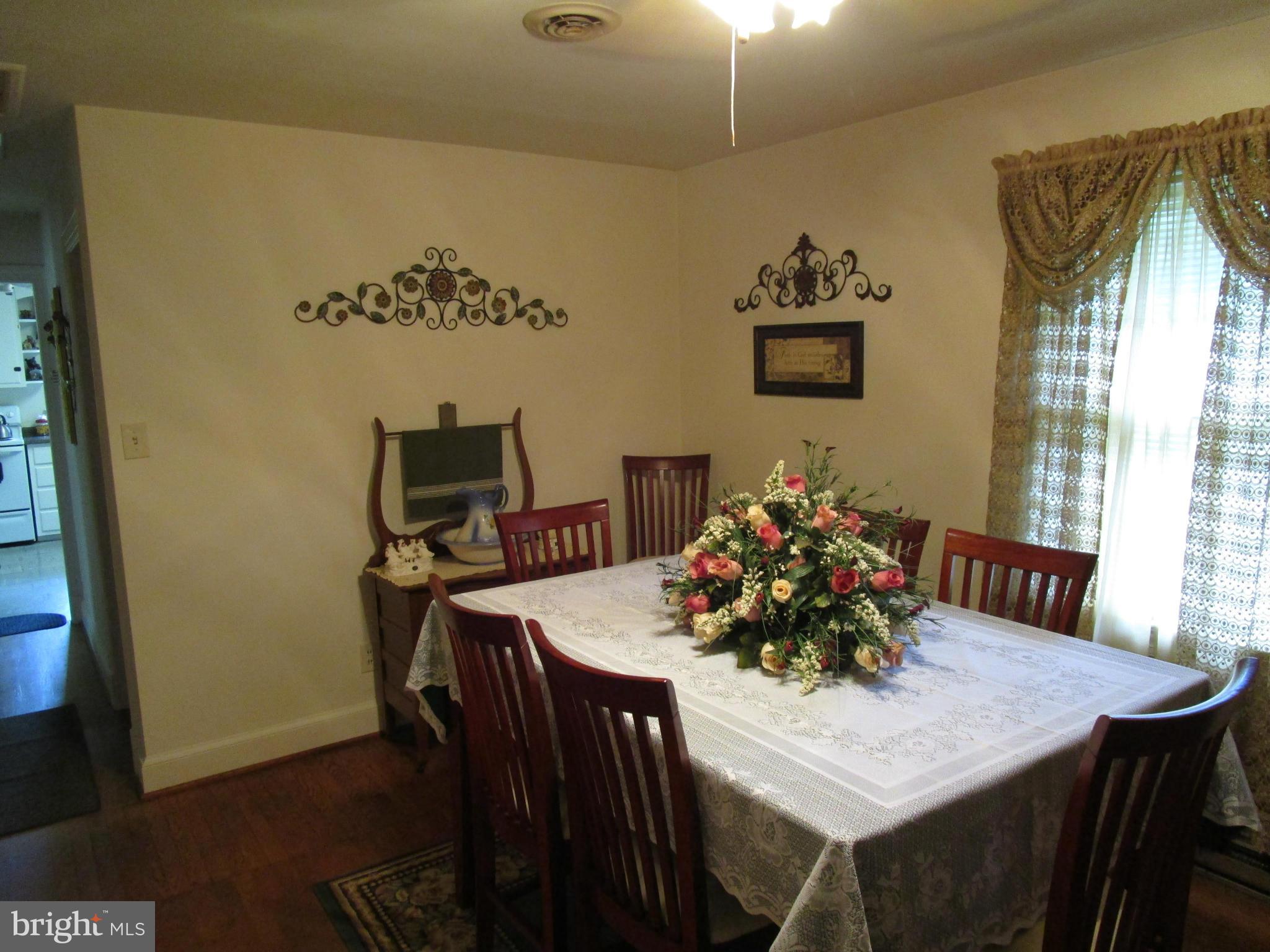 13338 Elk Run Road Bealeton, VA 22712 - Photo 15 of 21 Dining Room