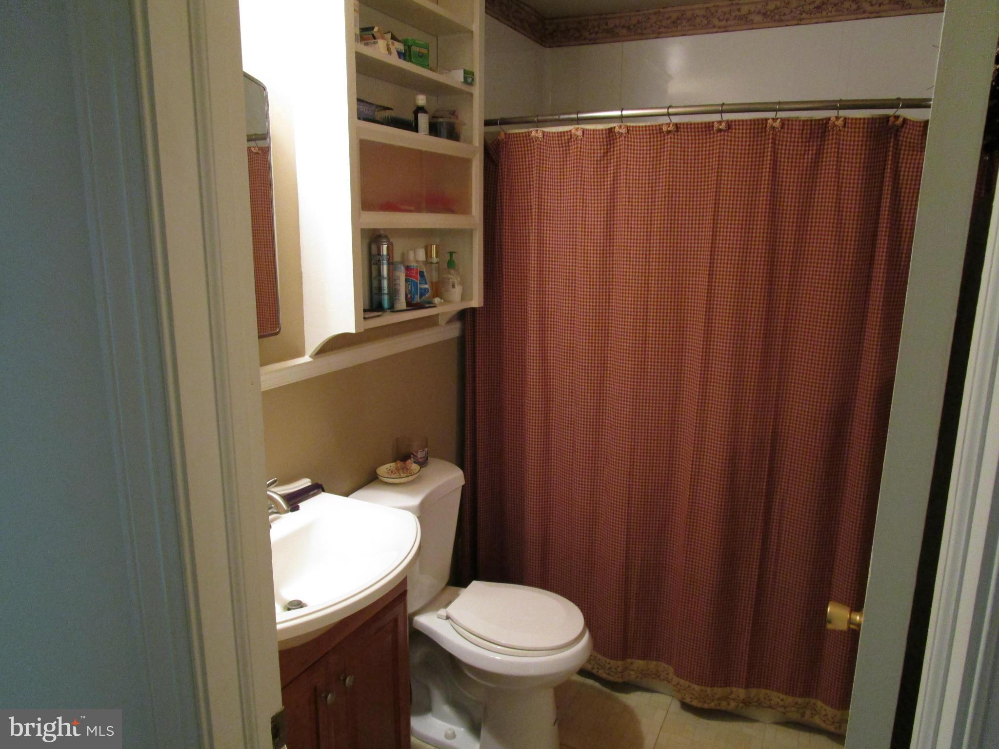 13338 Elk Run Road Bealeton, VA 22712 - Photo 16 of 21 Bath