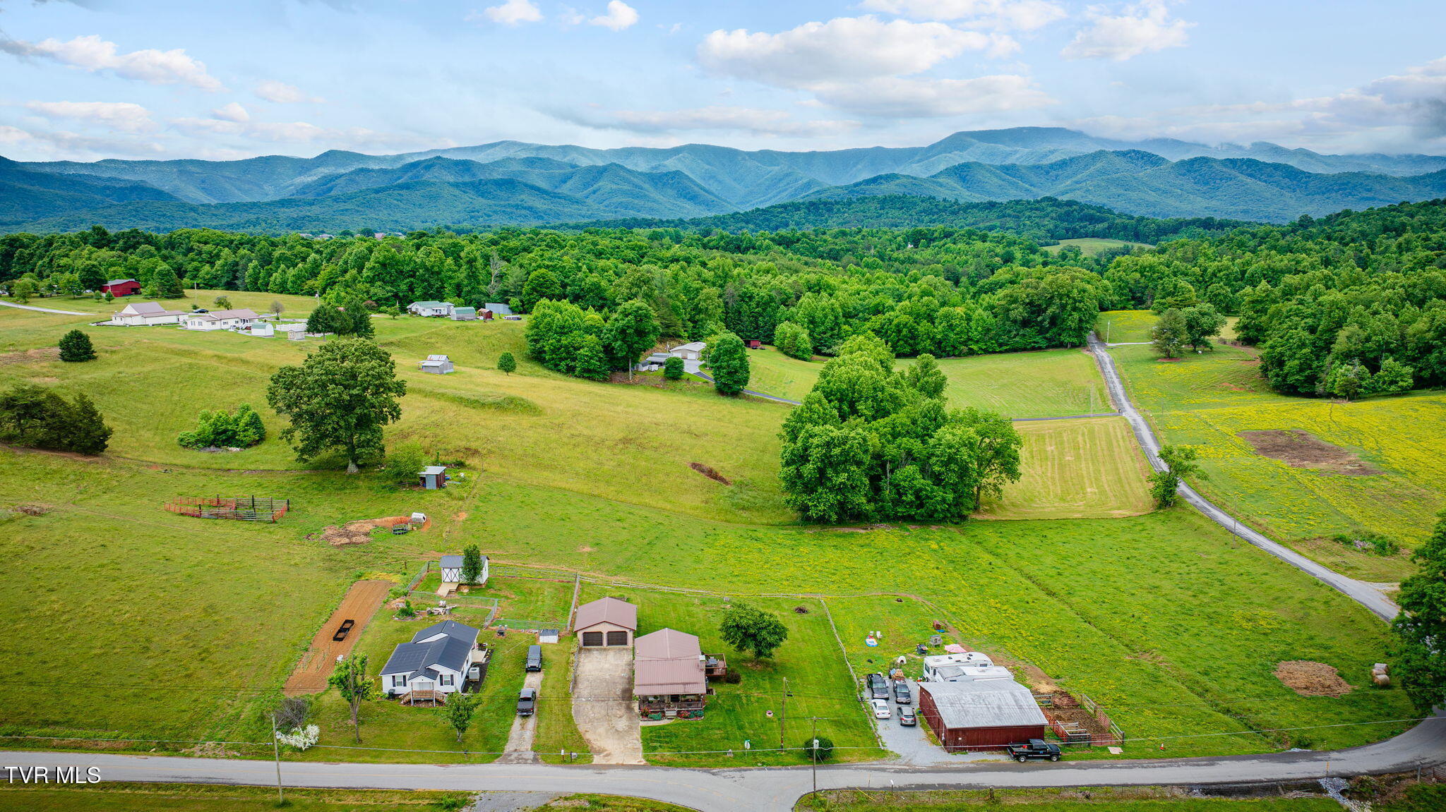 241 Donald Broyles Road Chuckey, TN 37641 - Photo 27 of 31 102
