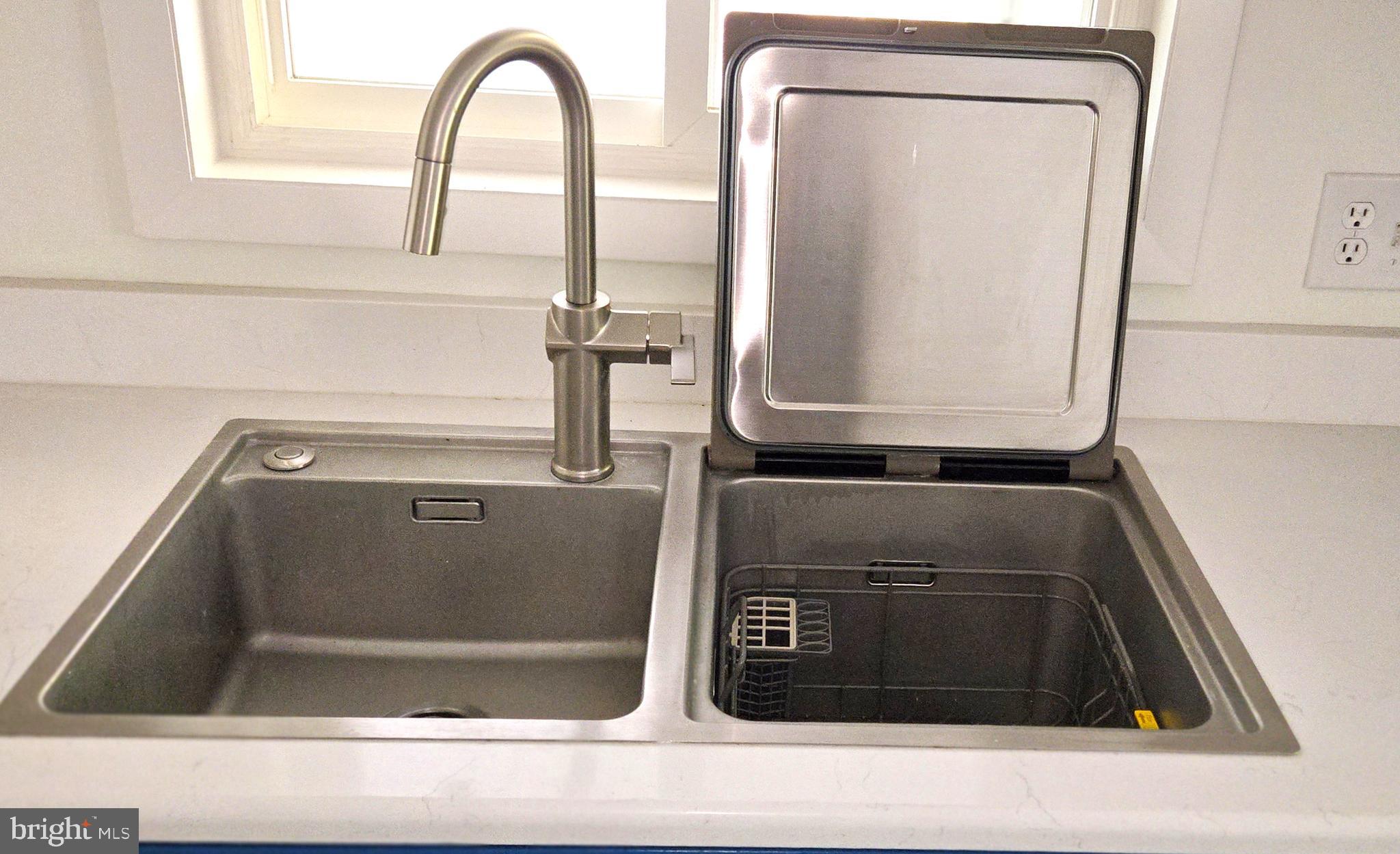 15215 Charmian Road Blue Ridge Summit, PA 17214 - Photo 23 of 71 Custom Dishwasher