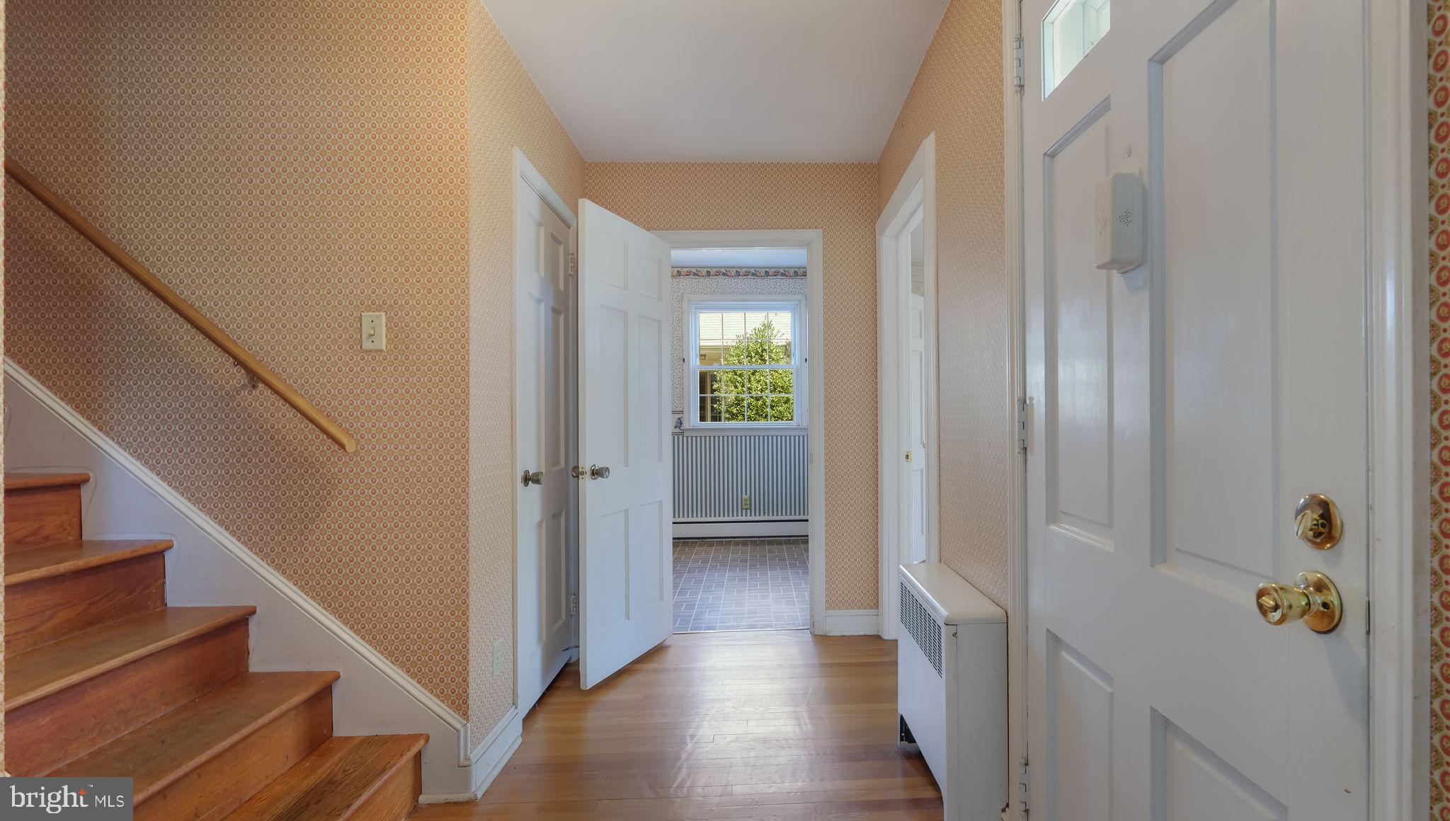 504 Crestview Road Lansdale, PA 19446 - Photo 6 of 33 Gallery Image 6