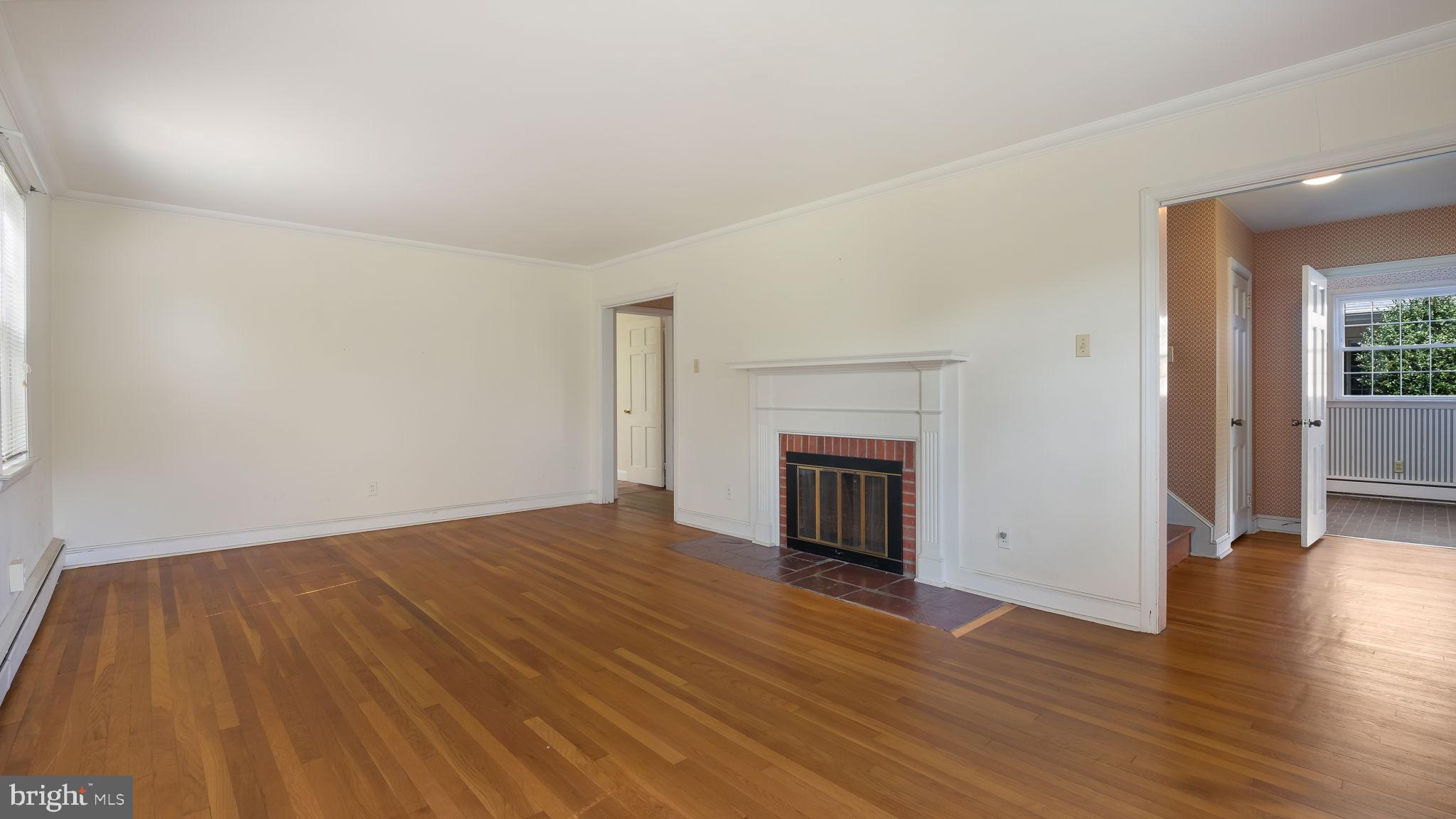 504 Crestview Road Lansdale, PA 19446 - Photo 7 of 33 Gallery Image 7