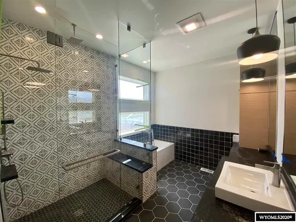 $735,000 | 1088 Cornwall Street, Casper, WY 82609