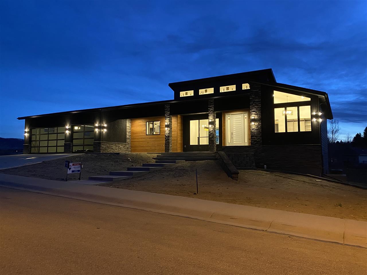 1088 Cornwall Street Casper, WY 82609 - Photo 2 of 38