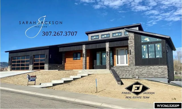 $735,000 | 1088 Cornwall Street, Casper, WY 82609