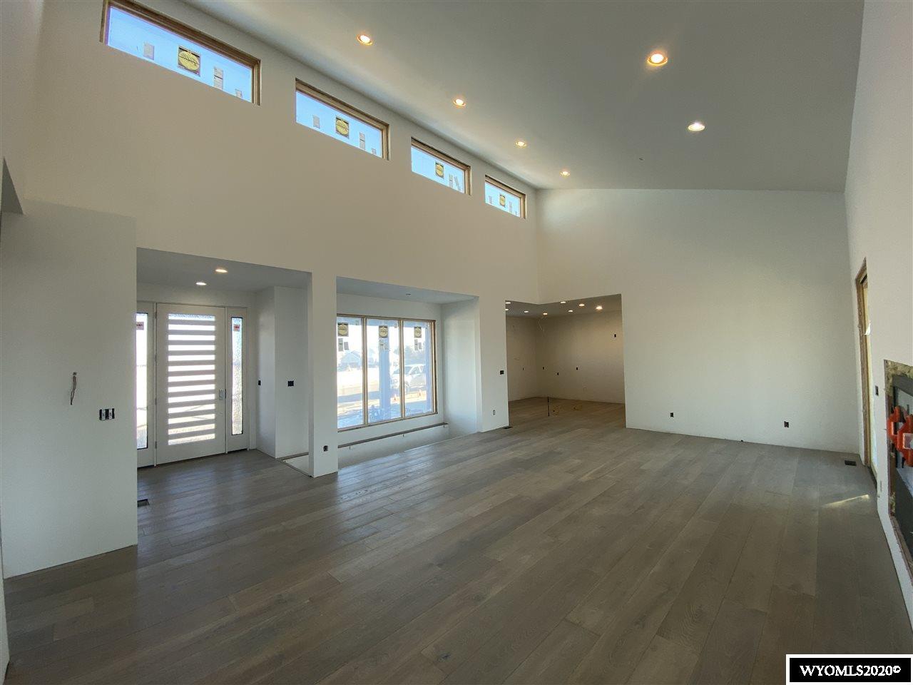 1088 Cornwall Street Casper, WY 82609 - Photo 8 of 38