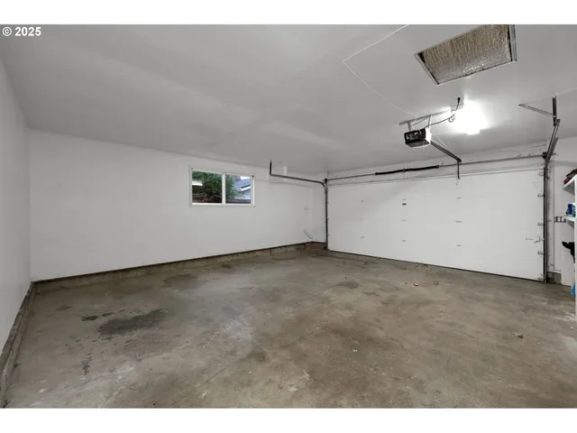 $412,000 | 2923 Maranta Street, Eugene, OR 97404