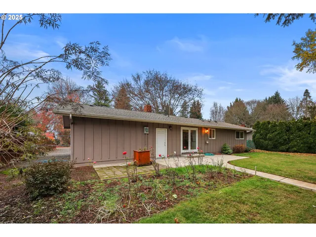 $412,000 | 2923 Maranta Street, Eugene, OR 97404