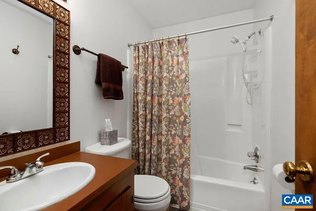 $695,000 | 21 Tyro Lane, Roseland, VA 22967