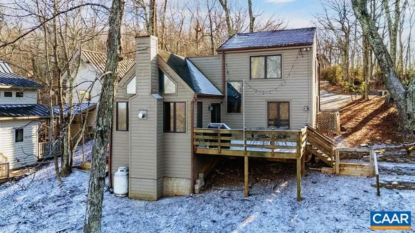 $675,000 | 21 Tyro Lane, Roseland, VA 22967