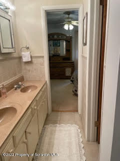 107 Keystone Hills Road, Unit 407 Factoryville, PA 18419 - Photo 12 of 22 Master Bathroom