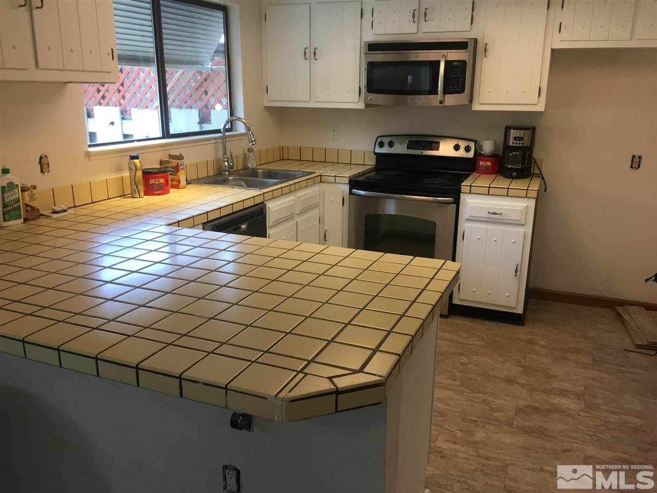1513 Foster Drive Reno, NV 89509 - Photo 2 of 12 Photo 2