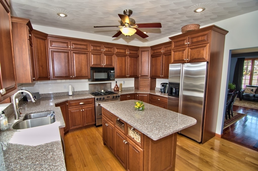 913 Parkview Road Moscow, PA 18444 - Photo 17 of 65 Gallery Image 17
