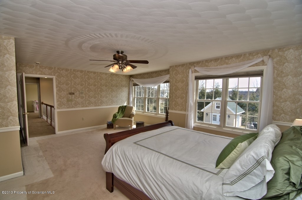 913 Parkview Road Moscow, PA 18444 - Photo 30 of 65 Gallery Image 30