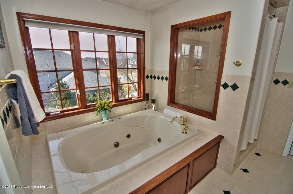 913 Parkview Road Moscow, PA 18444 - Photo 36 of 65 Gallery Image 36