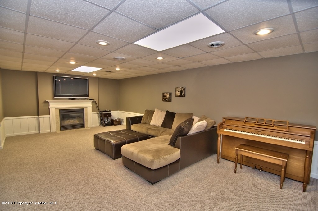 913 Parkview Road Moscow, PA 18444 - Photo 58 of 65 Gallery Image 58