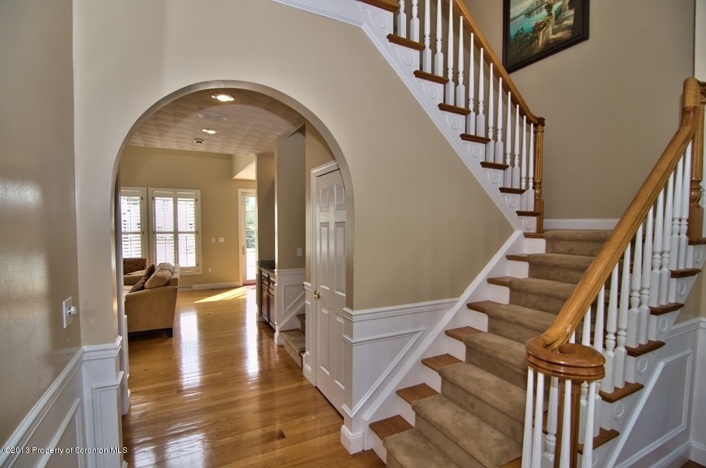 913 Parkview Road Moscow, PA 18444 - Photo 7 of 65 Gallery Image 7