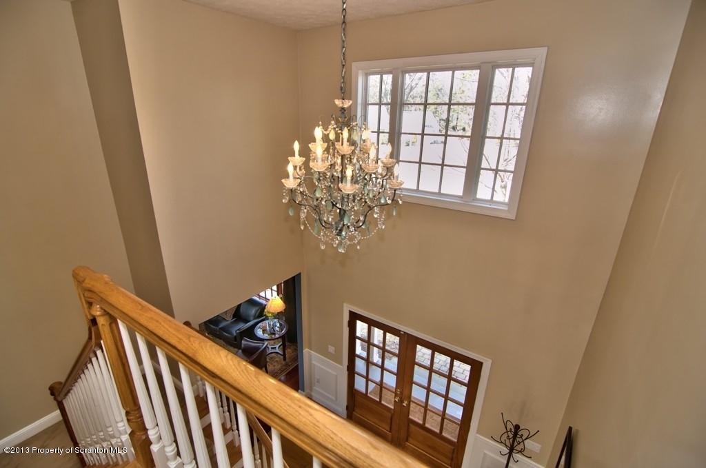 913 Parkview Road Moscow, PA 18444 - Photo 8 of 65 Gallery Image 8