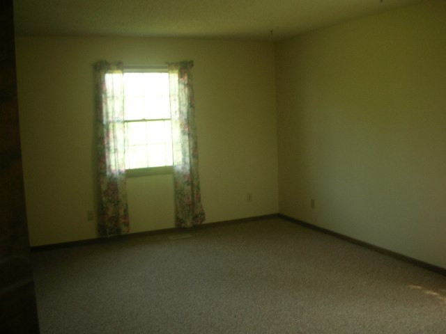 10243 Antcliff Road Brooklyn, MI 49230 - Photo 7 of 8 Photo 7