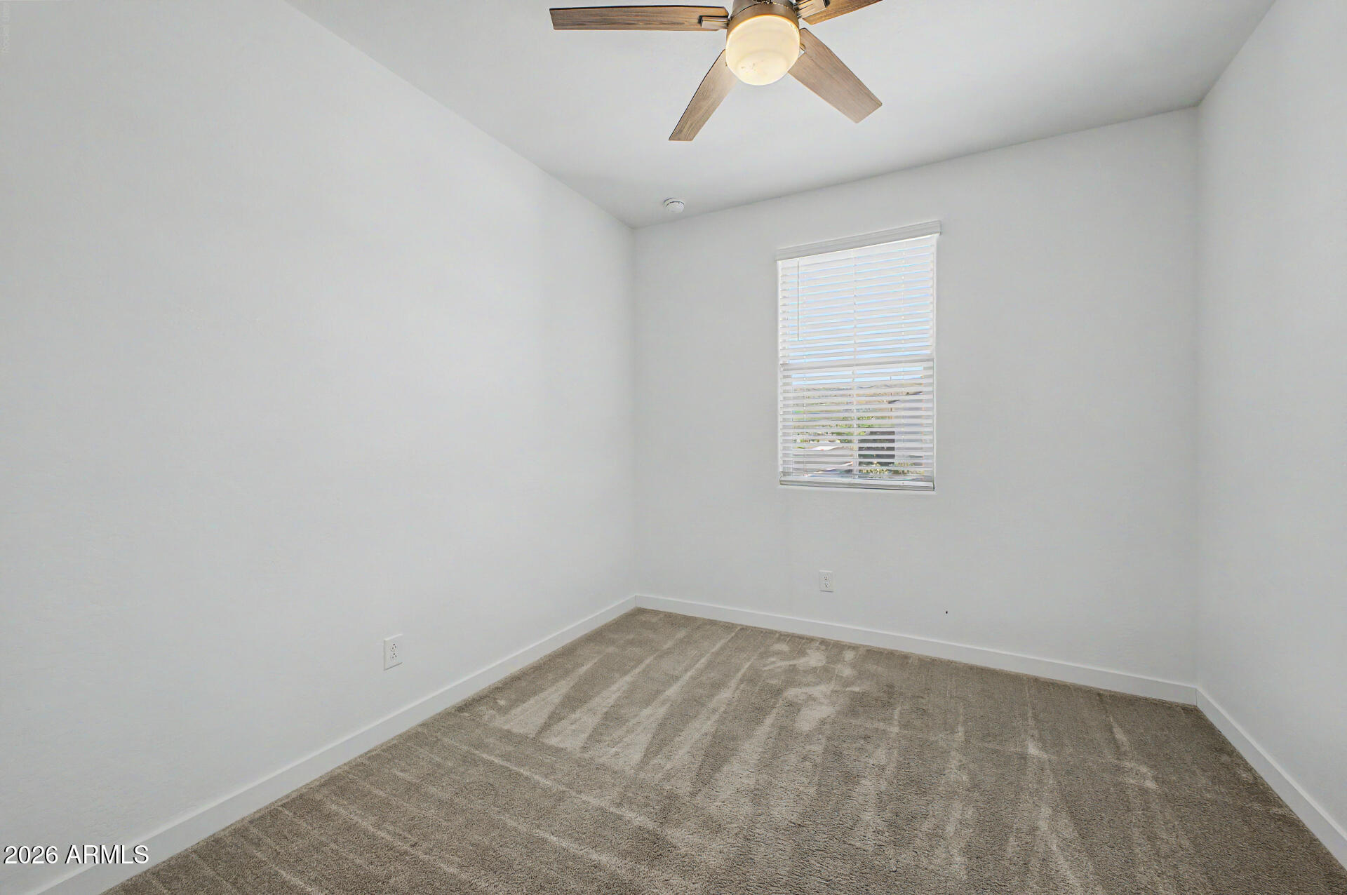 1632 West Piedmont Road Phoenix, AZ 85041 - Photo 17 of 31