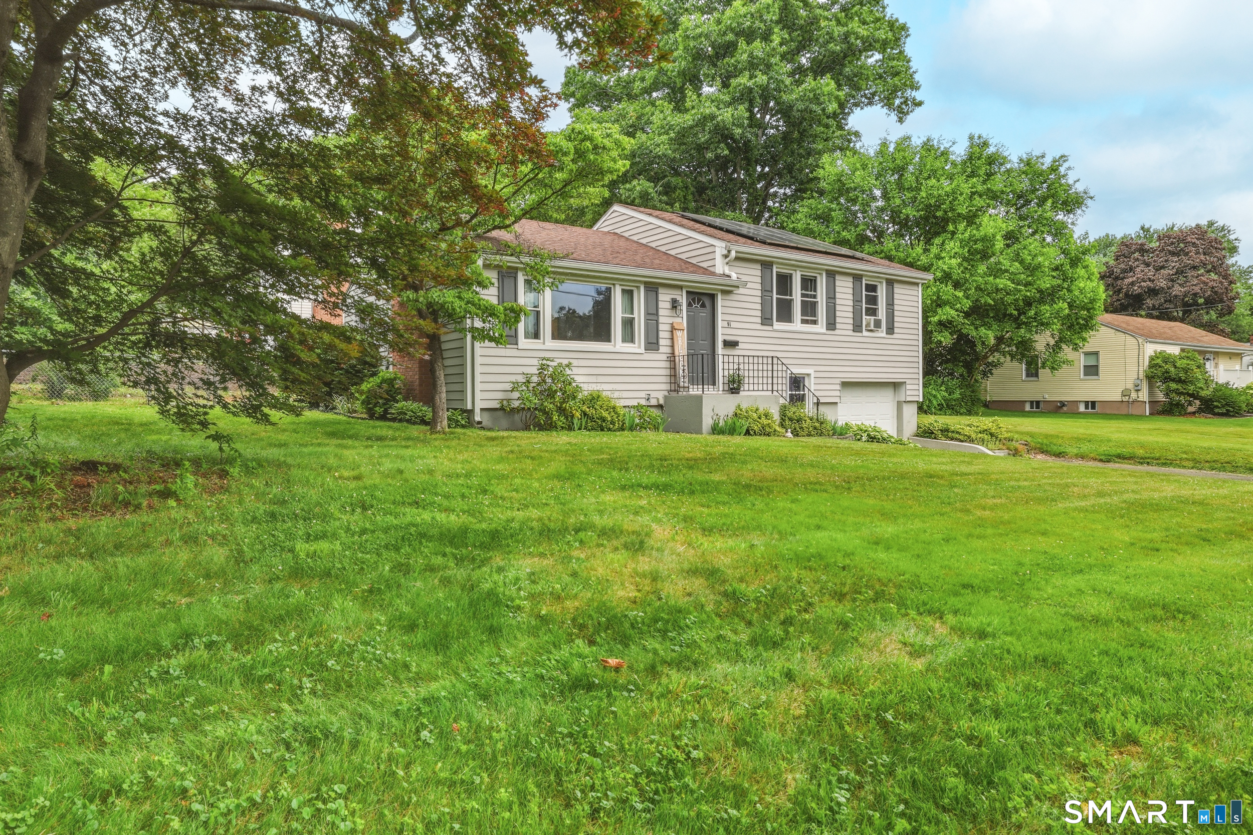 91 Berkeley Road Middletown, CT 06457 - Photo 3 of 33