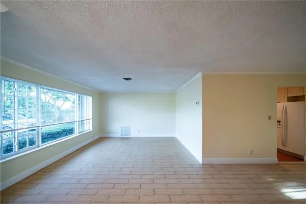 $3,100 | 820 Southwest 55th Avenue, Margate, FL 33068
