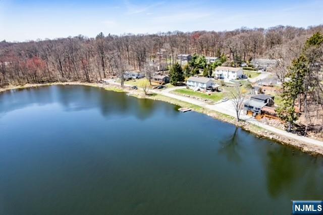 106 Starlight Road West Milford, NJ 07480 - Photo 4 of 31