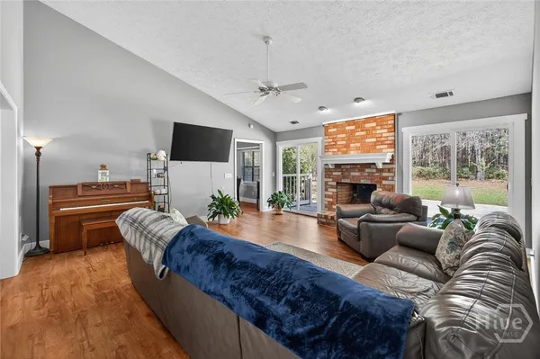$649,900 | 560 Log Landing Road, Springfield, GA 31329