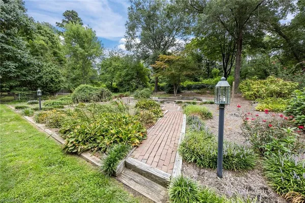 $512,000 | 1122 Kensington Drive, High Point, NC 27262