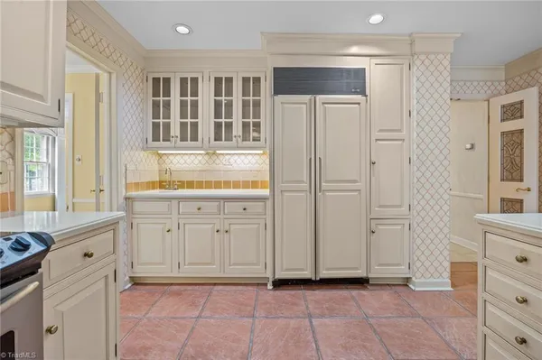$512,000 | 1122 Kensington Drive, High Point, NC 27262