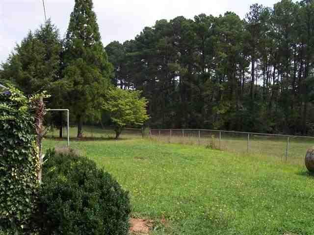 900 Broadway School Road Belton, SC 29627 - Photo 5 of 24 Gallery Image 5