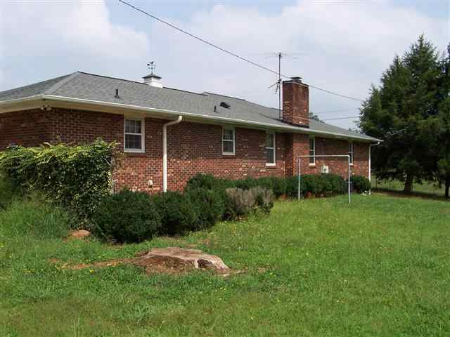 900 Broadway School Road Belton, SC 29627 - Photo 9 of 24 Gallery Image 9
