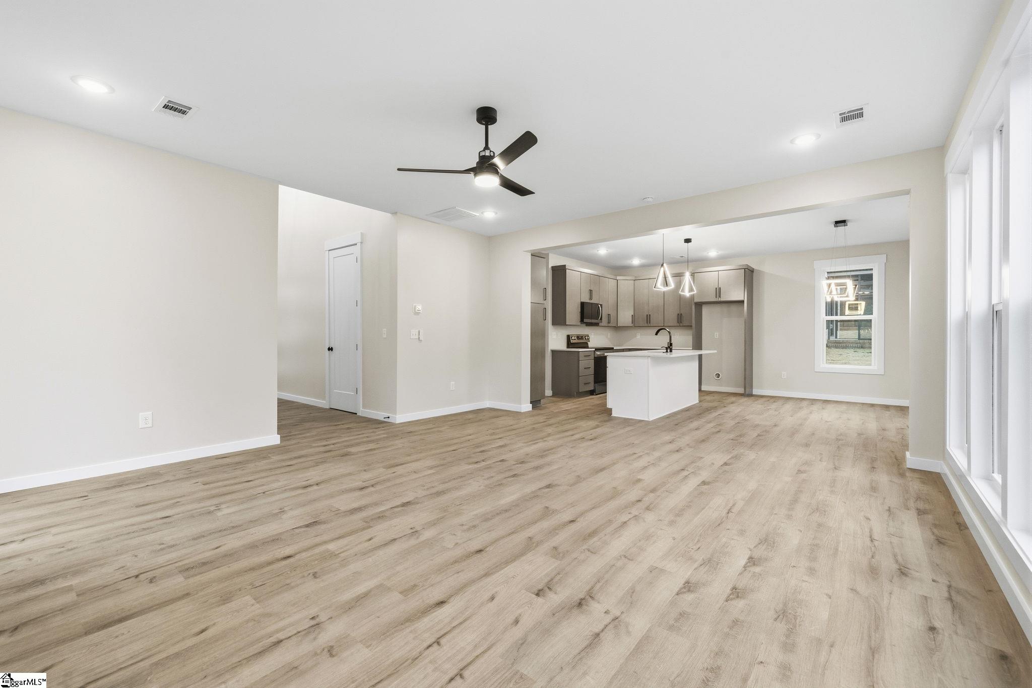 123 Jackson Street Greer, SC 29650 - Photo 8 of 30