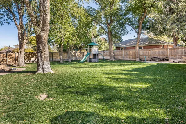 $575,000 | 2000 3rd Avenue, Canyon, TX 79015