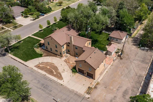 $575,000 | 2000 3rd Avenue, Canyon, TX 79015