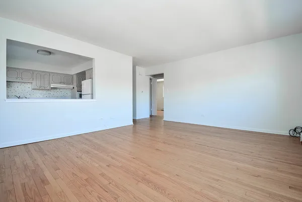$195,000 | 7347 West Diversey Avenue, Unit 3, Elmwood Park, IL 60707